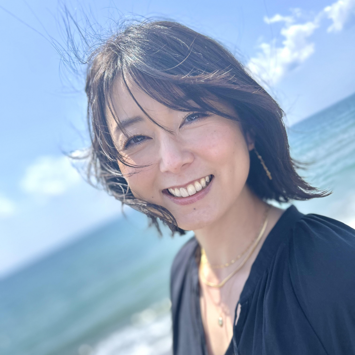 1-40800-c023-2157678699bf2cb40032|秋元優里さん.jpg||998623